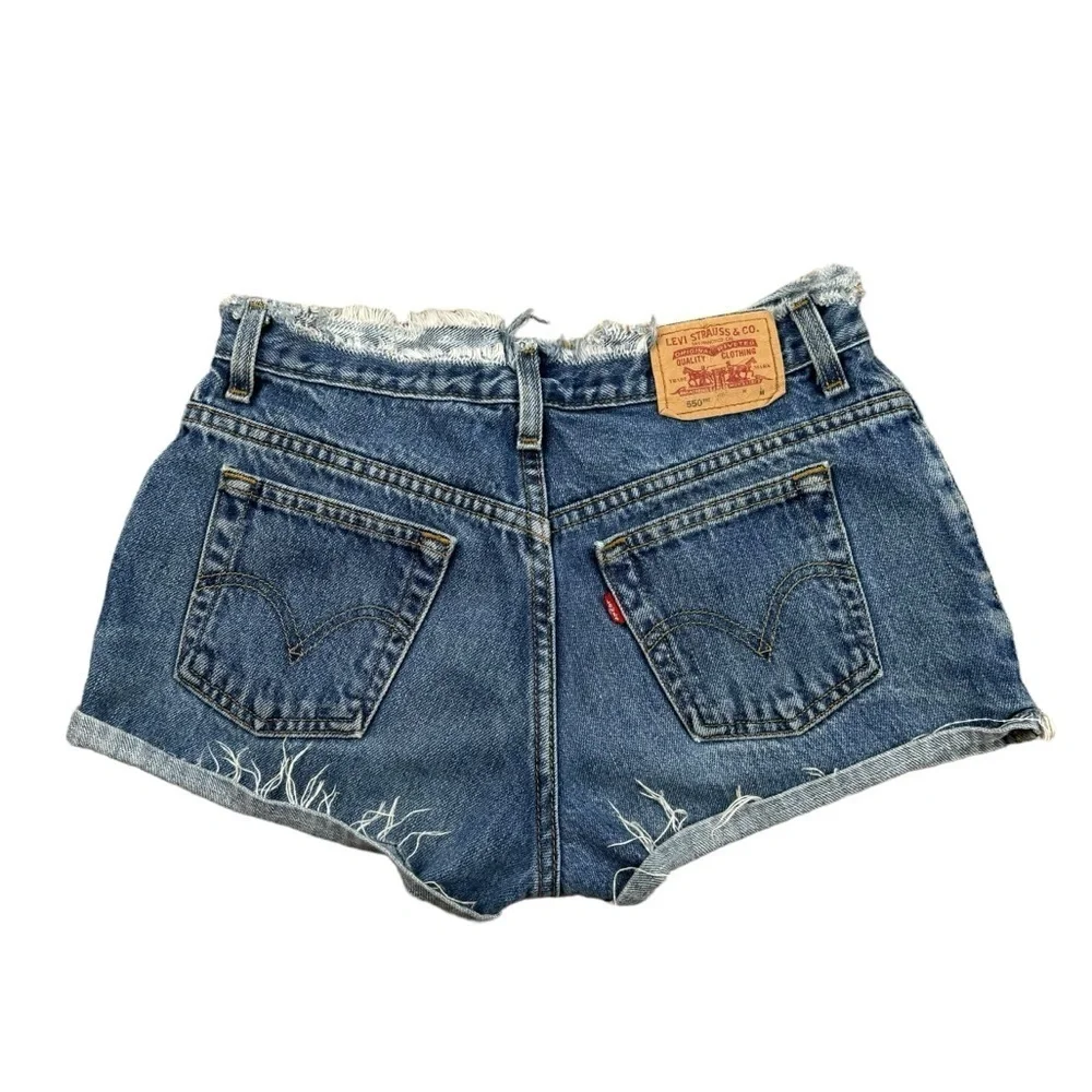 Levi’s Classic Tappered Denim Shorts